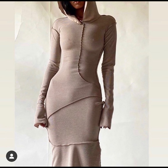 Dresses & Skirts - Long Sleeve Ankle Legnth Dress $30